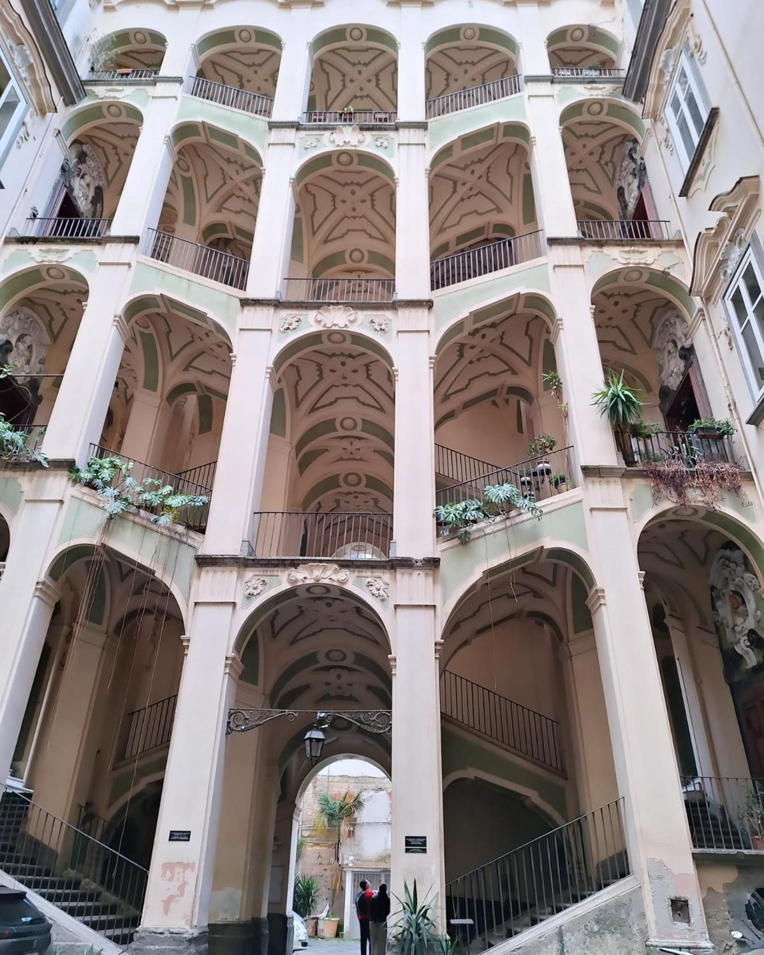 Casa Miracoli 40 * Nápoles